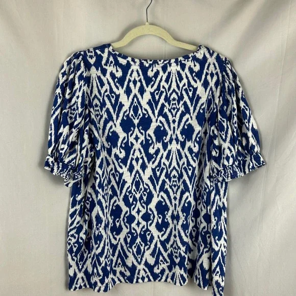 Chicos Size 3 XL Blue White Ikat Print Puff Sleeve Top Shirt Cotton Blend Boho‎ - Picture 6 of 8
